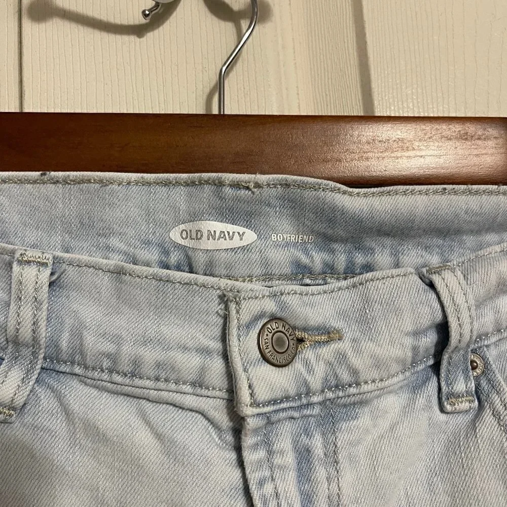 Old Navy Womens Light Distressed High Rise Raw Hem Straight Boyfriend Jeans Sz 4